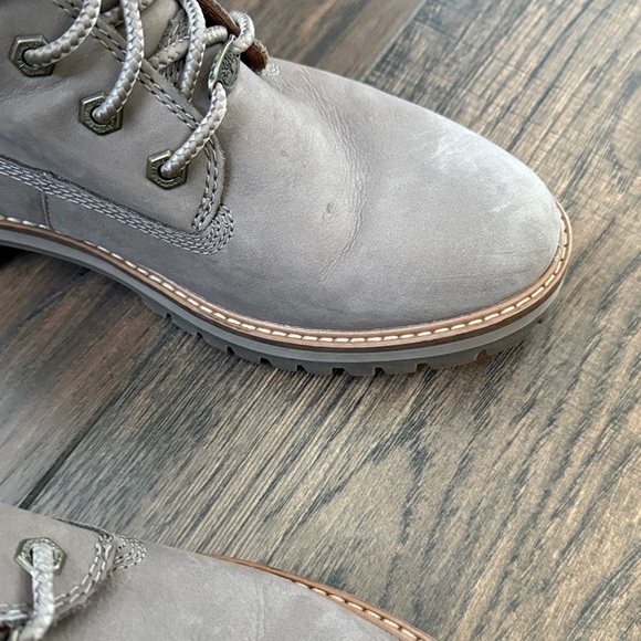 Timberland women’s COURMAYEUR VALLEY BOOTS Size 10 - Picture 3 of 12